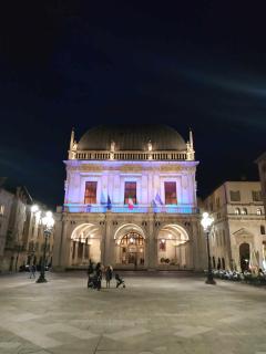 MagentA NesT - Loft&Charme - Brescia - 6