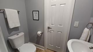 Creekside View Duplex by Palace of Nobles - Charlotte - 7