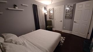 Creekside View Duplex by Palace of Nobles - Charlotte - 9