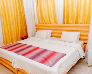 Pinebreeze Holiday Resort - Nyali - 8