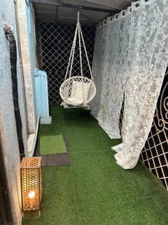 Room with a balcony near the sea - Mumbai - 4