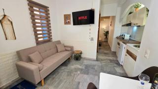 Michele Marie apts - 4