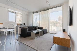 Blueground Nahalat Byniamin High End Balcony TLV-32 - 0