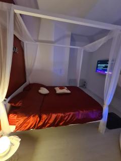La Cachette des Murmures- Balnéo Privée I Détente - Boulogne-sur-Mer - 6