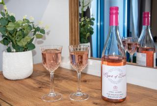 Blue Balcony Boutique Beachfront Suite with Private Parking - Chania - 2