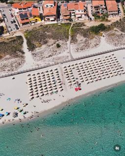 Massetti Rooms Alloggio per coppie sulla costa nord est dell isola a pochi passi dalla spiaggia - La Caletta - 5