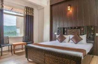 1bhk apartments near mall road I good hospitality kasauli by ExoticStays - Kasauli - 0