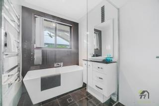 Located in Cranebrook, 3 bedrooms, relaxing home - Penrith - 7