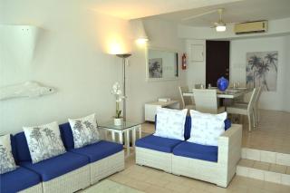 904 Bermudas 3 bedroom beach front sea view apartment - Durban - 9