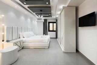 The Bold & Bright 3BDR Apt 15 Min To Airport - Cairo - 9