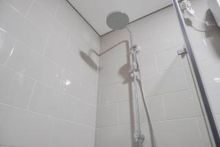Nice and Comfort 1BR at Citralake Suites Apartment By Travelio - Jakarta - 5