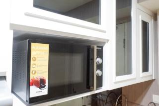 Comfy and Modern Wonderful 2BR Apartment at Tanglin Supermall Mansion By Travelio - 3