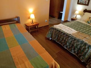 Pousada Santa Martha - Suíte Tripla - Entre Rios de Minas- MG - 7