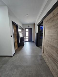Villa Joy with Pool,Jacuzzi,E Auto Station - Sračinec - 5