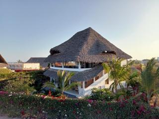 Shira house - 0