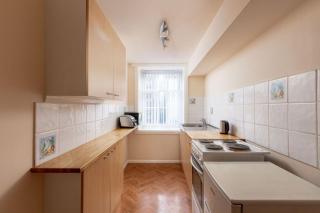 Discovery Accommodation - Whitby - 7