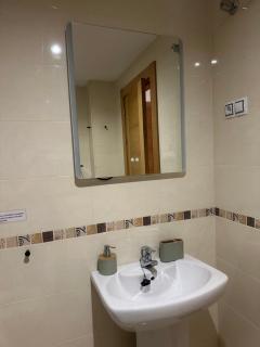 LUXURY Apartment 4 - 2