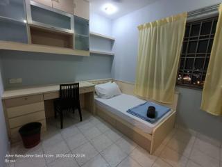 Furry Companion Stay at Larkin - Johor Bahru - 1