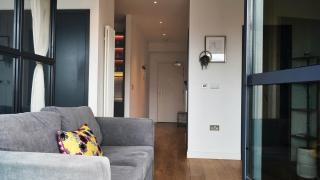 London City Island 1 Bedroom Luxury Apartments, Private Balcony - London - 5