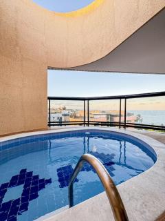 Cobertura com Dois Quartos - Piscina Privativa- Beira MAR - Maceió - 0