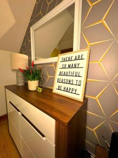 Dundridge Home - Bristol - 4
