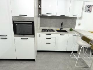 Airport Lounge - Free Parking - Iaşi - 8