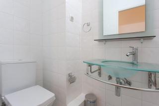 OPEN TRACE 2 BEDROOM APARTMENT LOCATED CENTERAL Lisbon - Lisbon - 1
