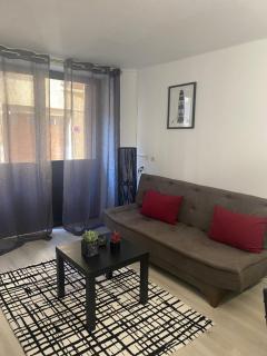 Petit nid au centre historique de Marvejols - 1