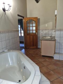 Kudu Crescent Guesthouse - 1
