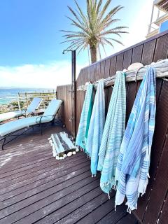 Beach Front Living - 2 Bedroom Apartment - Cape St. Francis - 1