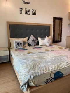 Cozy flat 22nd floor - Noida - 4
