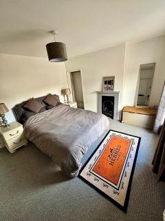 Stylish & modern 2 bedroom City Centre Norwich Home - 8