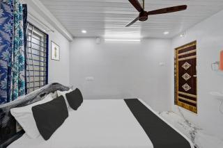 Hotel O S V RESIDENCY - Kodūr - 0