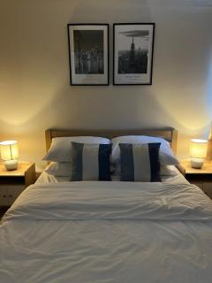 Uptown Parksuite 1 BR Tower 2 BGC Taguig - Manila - 6