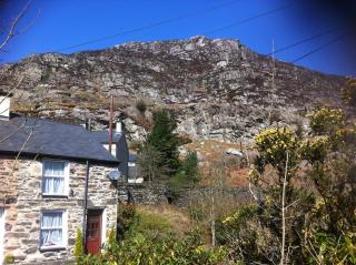 Holiday Cottage Barlwyd TANYGRISIAU SNOWDONIA WALES - 3