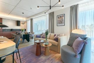 Golden Hour Apartments- Loft H 302 - 5