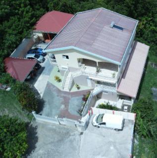 À LA VUE DE l'ANSE - T2 - LES ANSES-D'ARLET - PETITE ANSE - Fond Fleury - 1