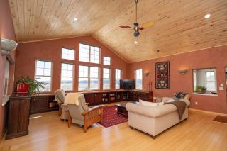 The Retreat at Calf Canyon - Bluff - 0