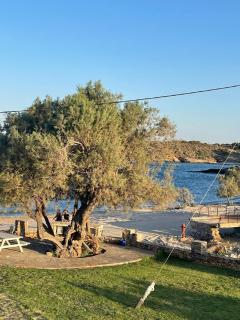 Αρμυρό νερό - Moutsouna Naxos - 6