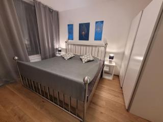 Terrace and free parking - Prague - 0