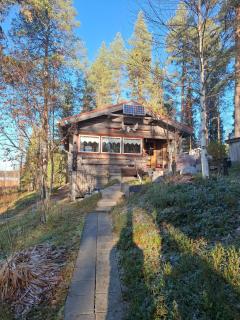 Traditional Lakeside Cabin - - 7