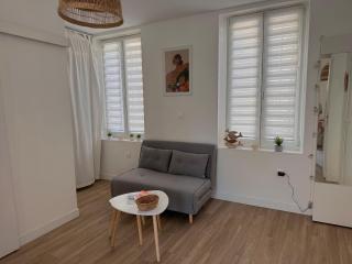 Escapade marseillaise proche de la mer plein sud avec jardin privé - clim & wifi gratuit - Marsiglia - 9