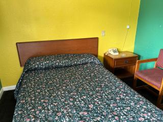 Sunset Motel - Rockingham - 1