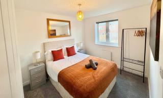 Swindon Large 5 Bedroom Modern Home - Swindon - 7