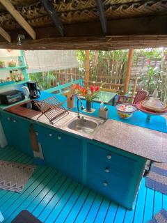 Polynesian Bungalow SEASHEL private bath, clim et piscine partagée - 3