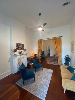 Classic Bywater Shotgun Suite Great location in Bywater - 0