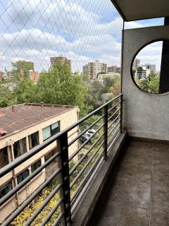 Apartamento en Providencia con estacionamiento privado - 1