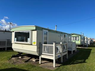 Baileys Caravan Sealands - Dog friendly - 8