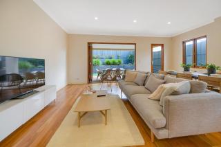 Aria House - Henley Beach - Family Holiday Beachside BBQ - Henley Beach South - 0