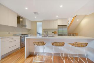 Aria House - Henley Beach - Family Holiday Beachside BBQ - Henley Beach South - 2